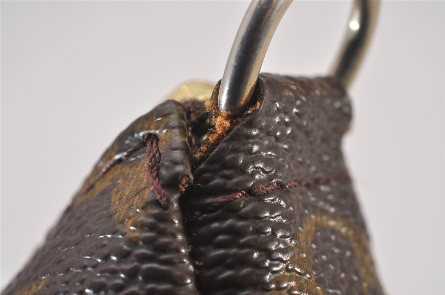 Authentic Louis Vuitton Monogram Pochette Accessoires Shoulder Cross Pouch 4490I