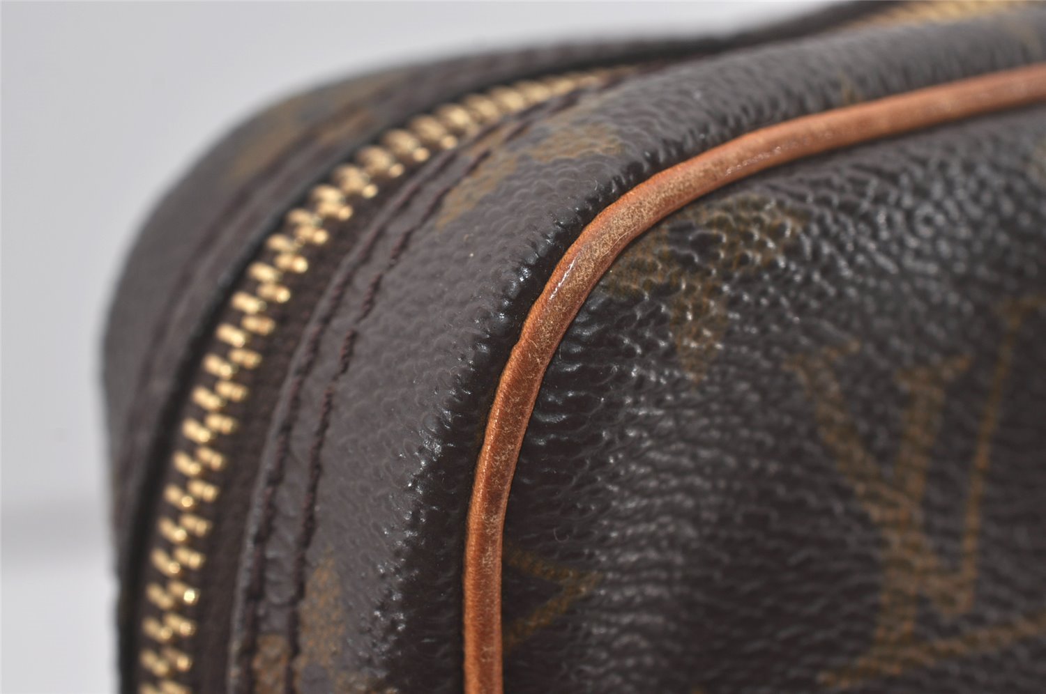 Authentic Louis Vuitton Monogram Danube Shoulder Cross Body Bag M45266 LV 4492I