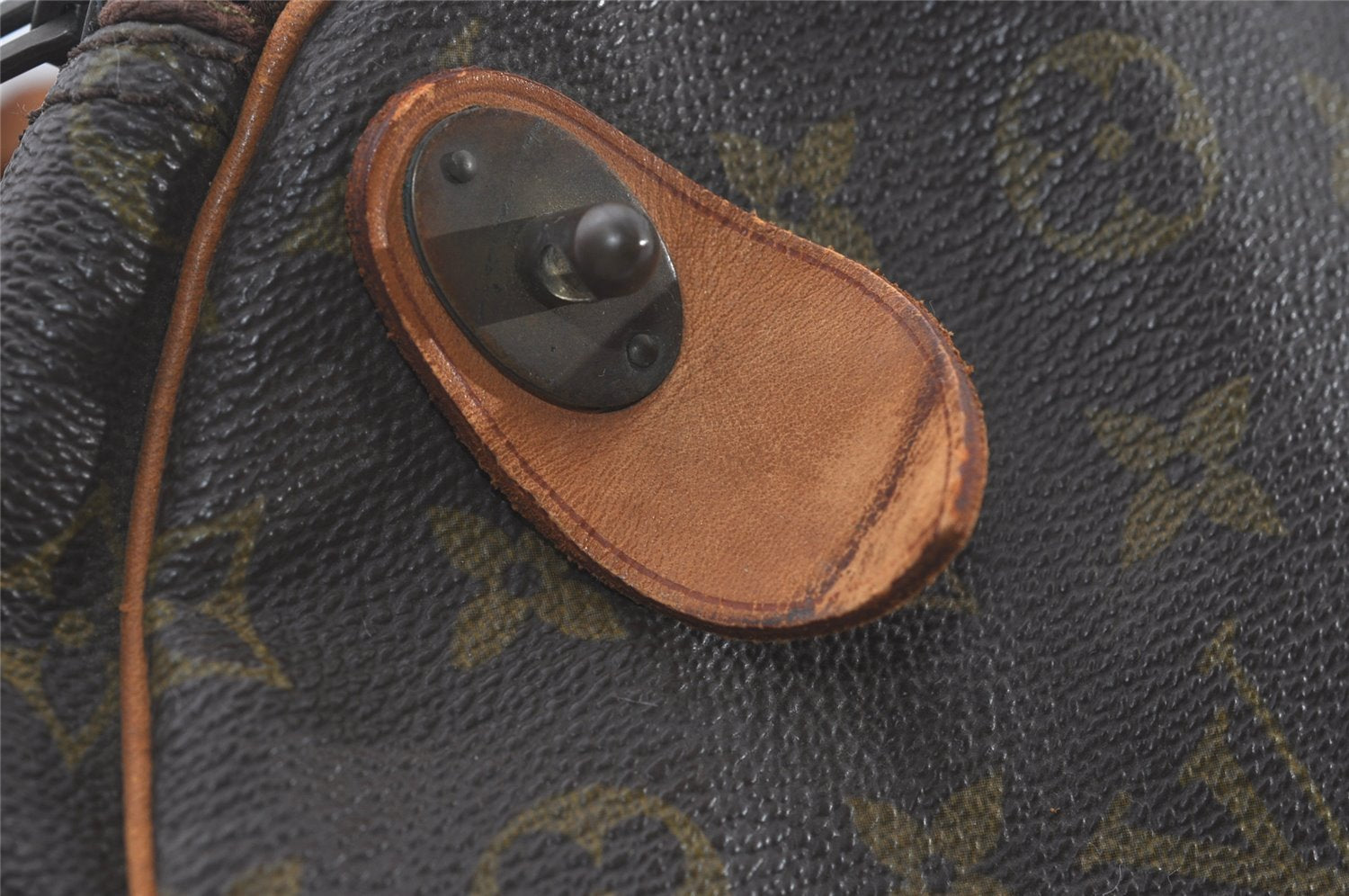 Authentic Louis Vuitton Monogram Keepall 55 Travel Boston Bag Old Model LV 4502I