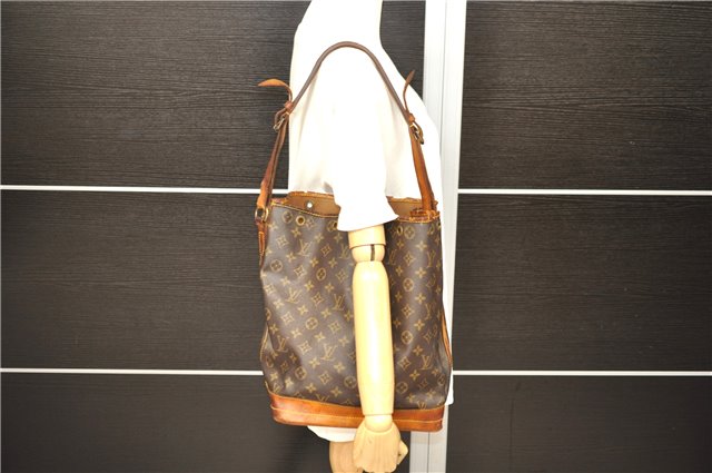 Authentic LOUIS VUITTON Monogram Noe Shoulder Bag Purse M42224 LV 4503C