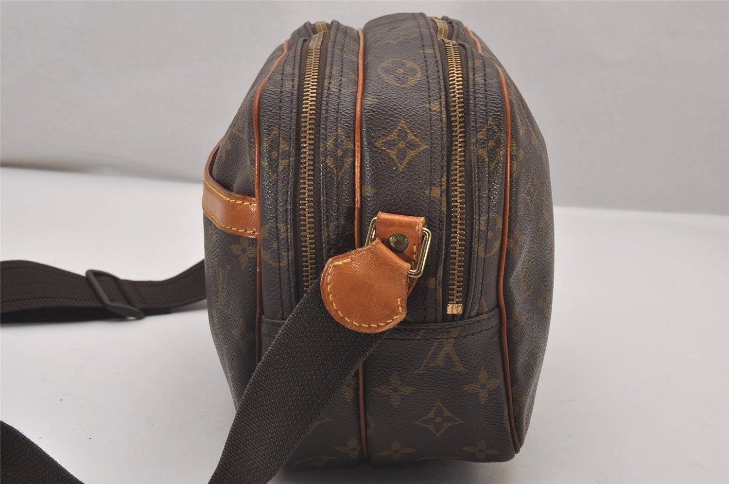 Authentic Louis Vuitton Monogram Reporter PM Shoulder Cross Bag M45254 LV 4504I