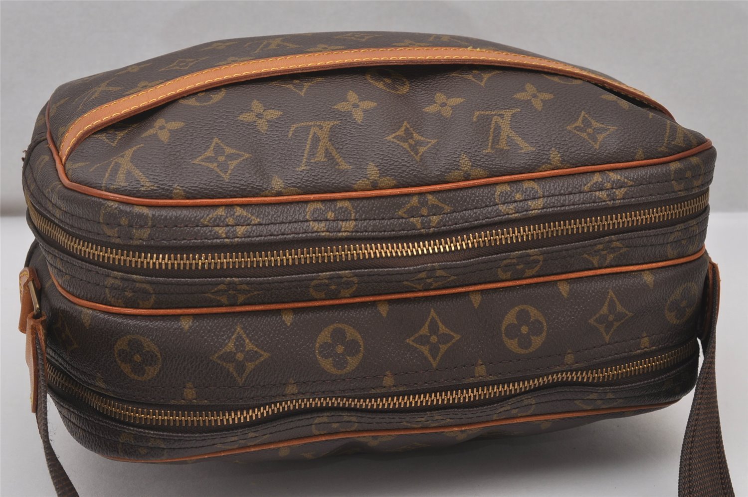 Authentic Louis Vuitton Monogram Reporter PM Shoulder Cross Bag M45254 LV 4504I