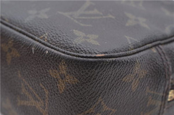 Auth Louis Vuitton Monogram Trousse Toilette 23 Clutch Hand Bag M47524 LV 4521D