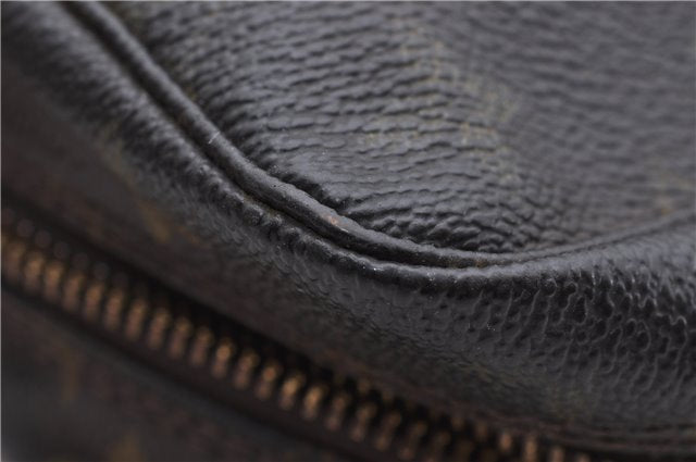 Auth Louis Vuitton Monogram Trousse Toilette 23 Clutch Hand Bag M47524 LV 4521D