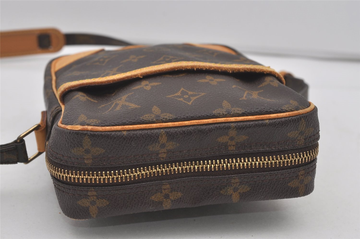 Authentic Louis Vuitton Monogram Danube Shoulder Cross Body Bag M45266 LV 4524I