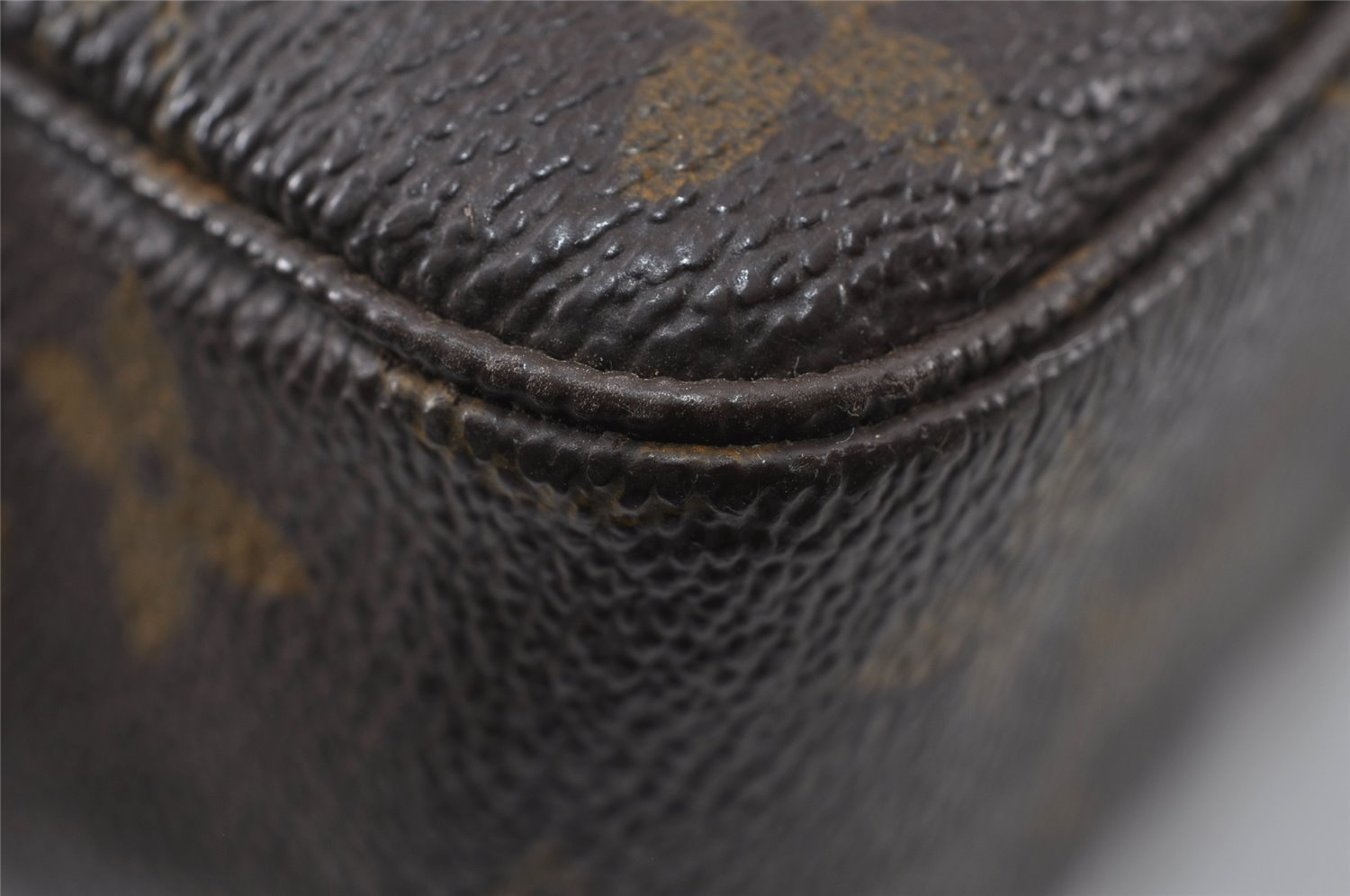 Auth Louis Vuitton Monogram Trousse Toilette 23 Clutch Bag M47524 LV Junk 4537I