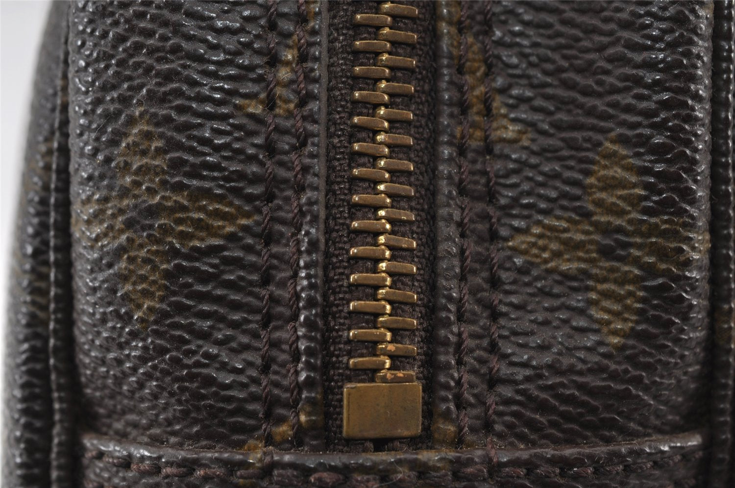 Auth Louis Vuitton Monogram Trousse Toilette 23 Clutch Bag M47524 LV Junk 4537I