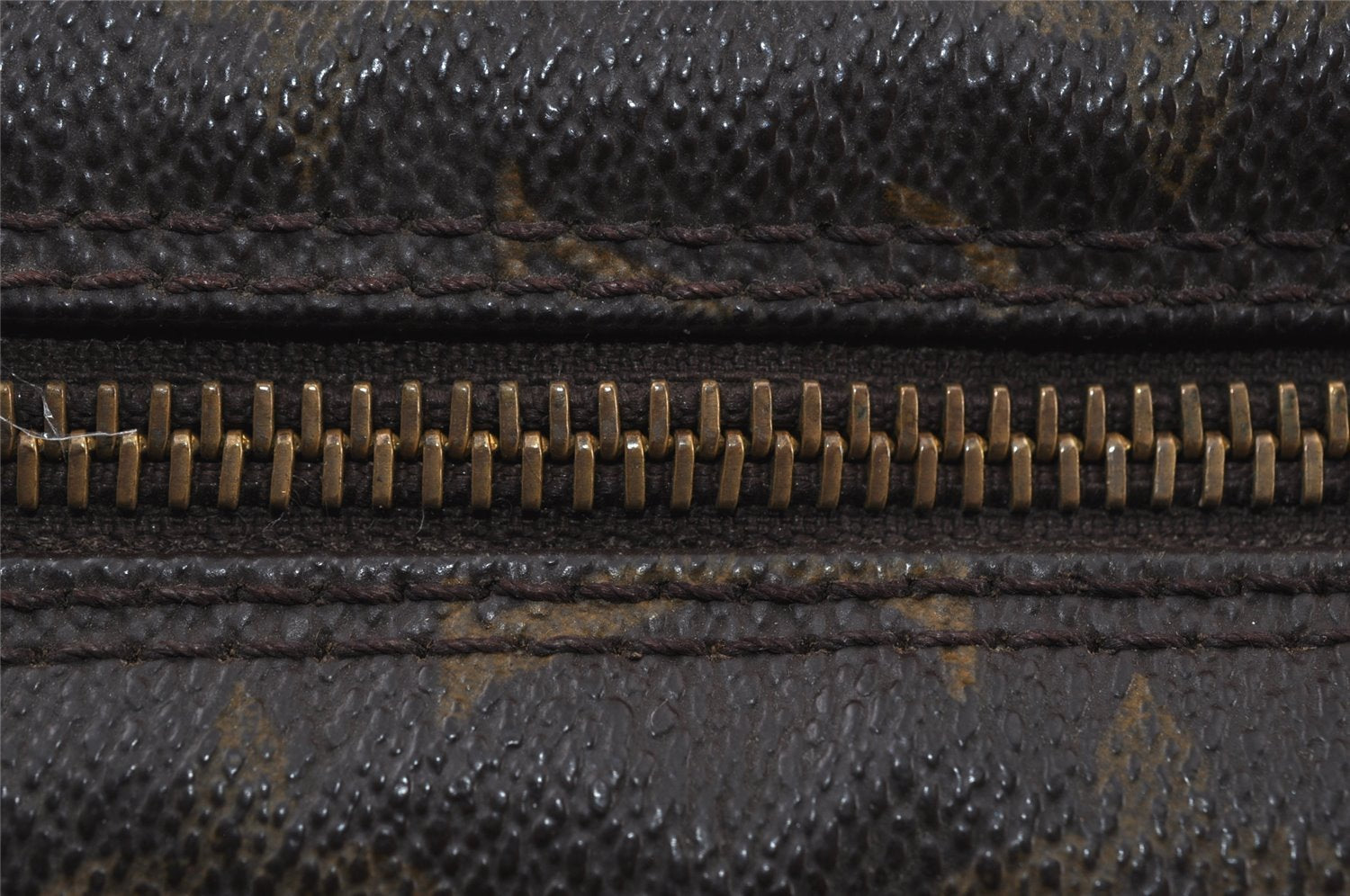 Auth Louis Vuitton Monogram Trousse Toilette 23 Clutch Bag M47524 LV Junk 4537I