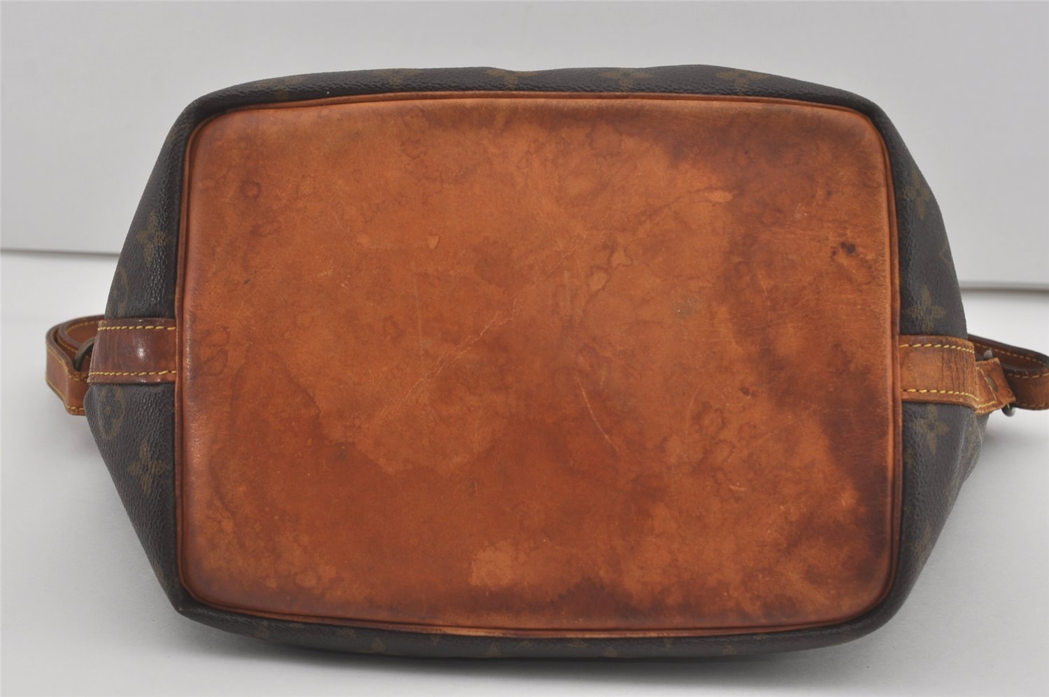 Authentic Louis Vuitton Monogram Petit Noe M42226 Shoulder Drawstring Bag 4540I