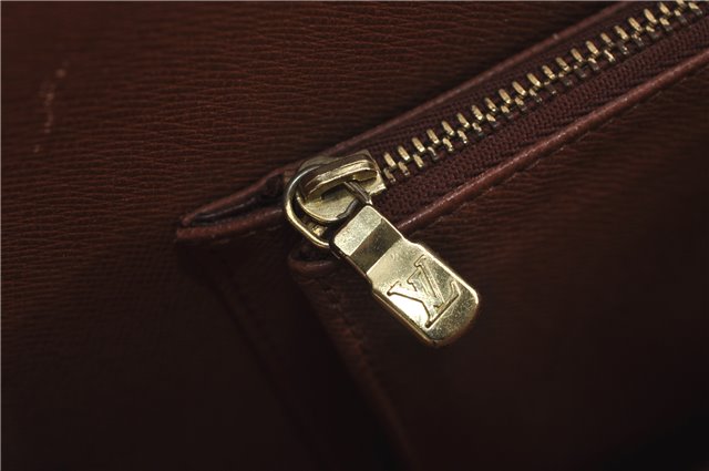 Auth Louis Vuitton Monogram Courcelles Shoulder Cross Body Bag M51375 LV 4542D