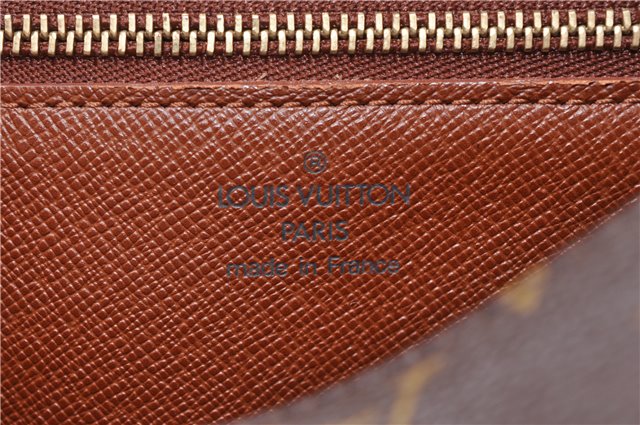 Authentic Louis Vuitton Monogram Saint Cloud GM M51242 Shoulder Cross Bag 4543F