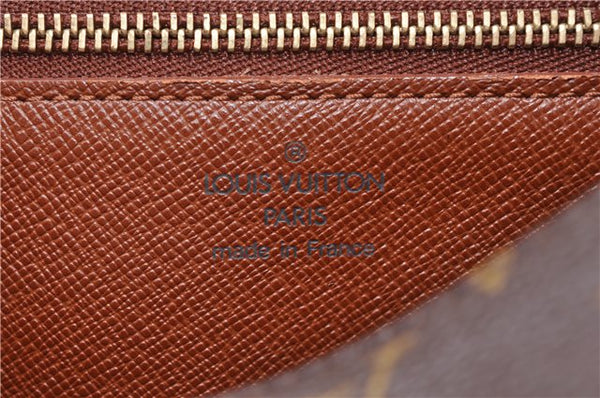 Authentic Louis Vuitton Monogram Saint Cloud GM M51242 Shoulder Cross Bag 4543F