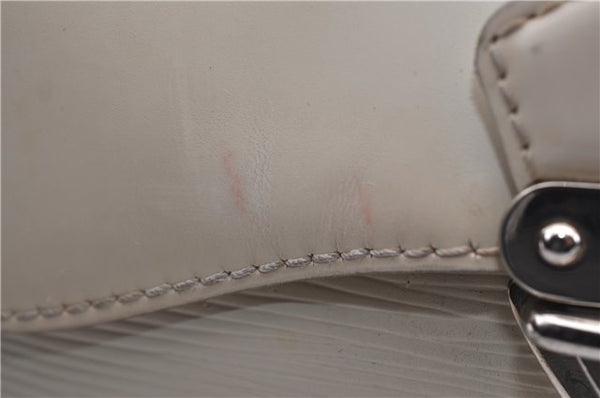 Auth Louis Vuitton Epi Pochette Montaigne Shoulder Bag White M5929J LV 4544D