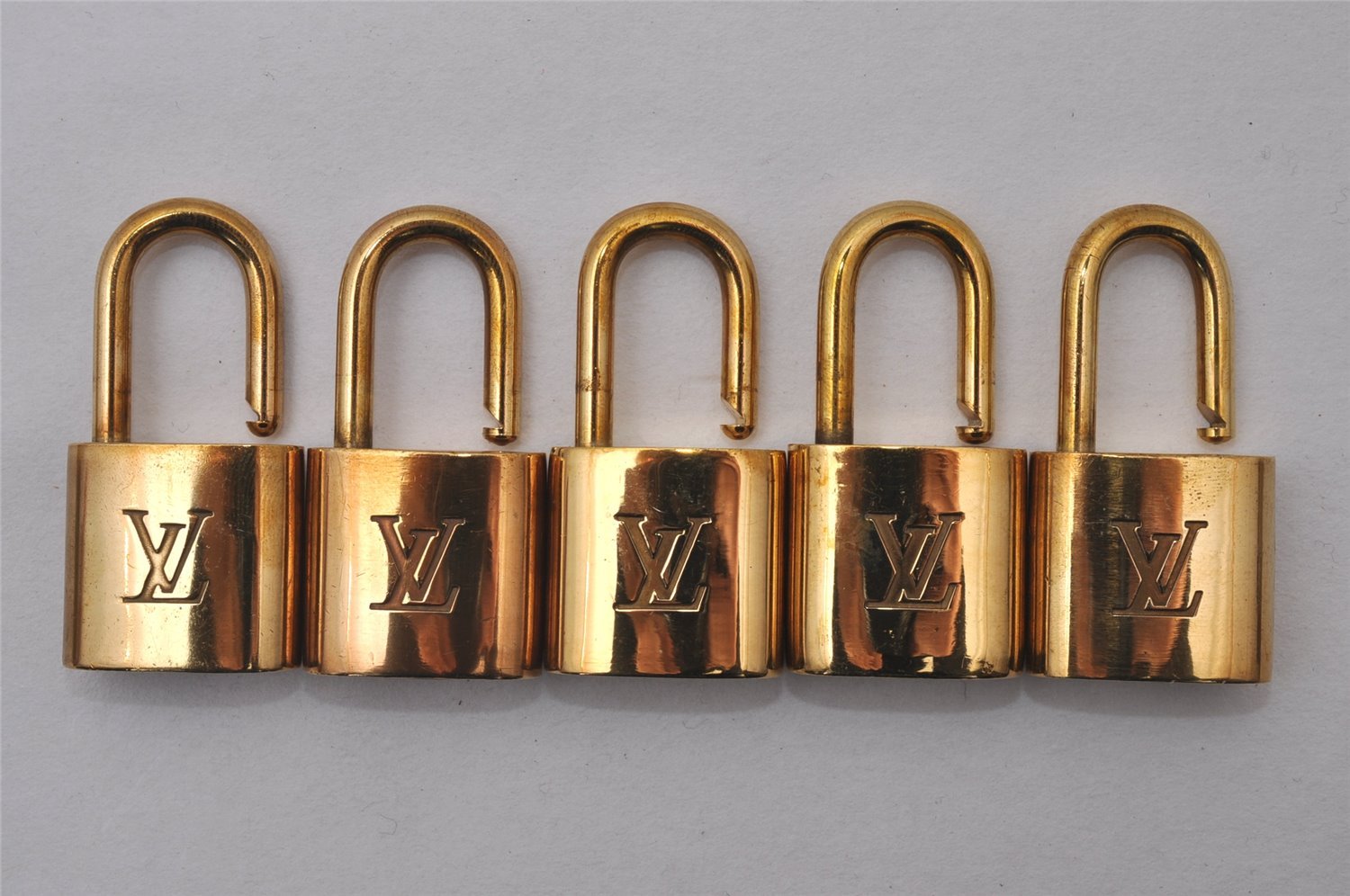 Authentic Louis Vuitton Padlock Gold 10Set LV 4544I