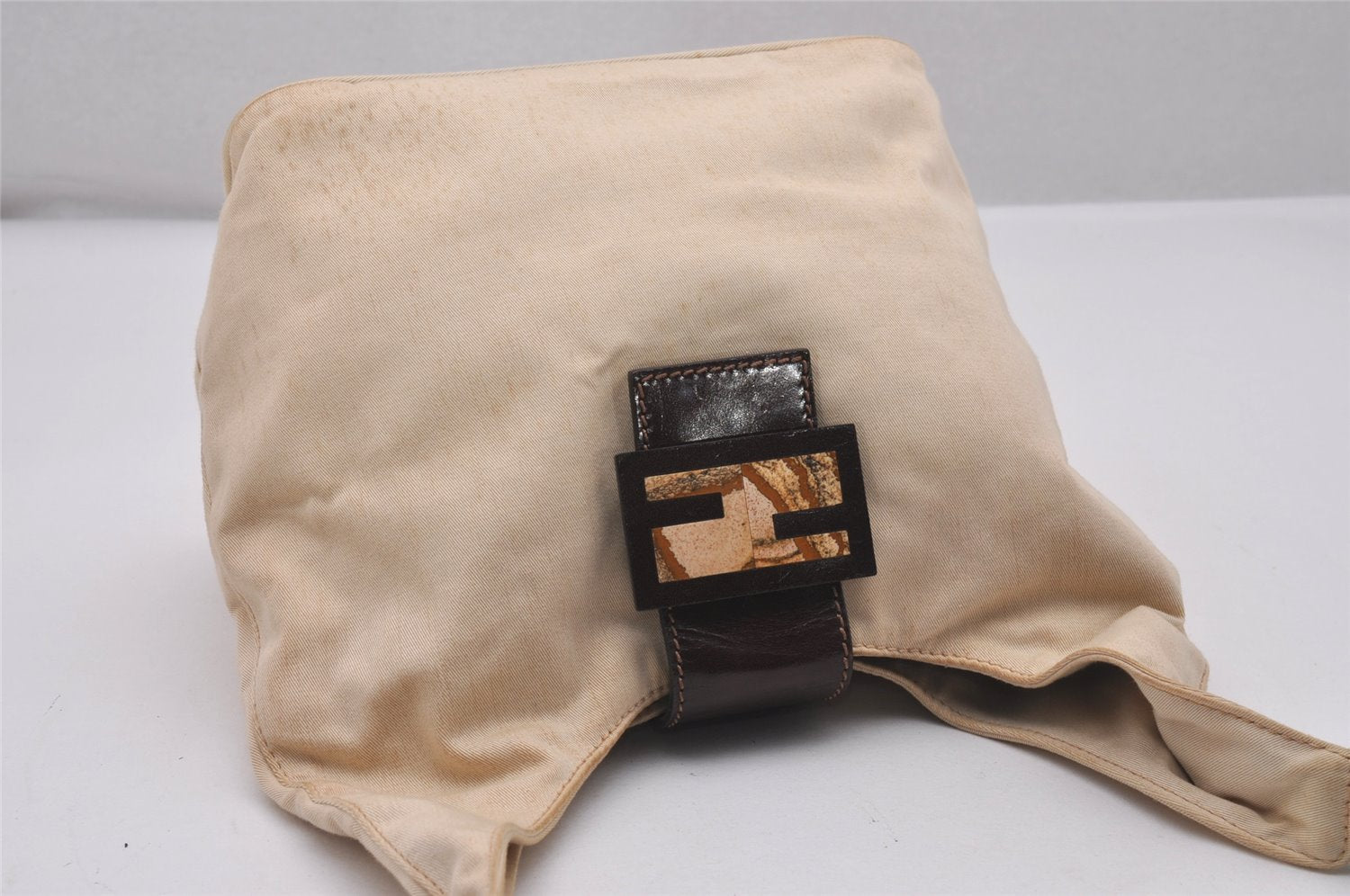 Authentic FENDI Vintage Shoulder Bag Purse Canvas Leather Beige 4553I