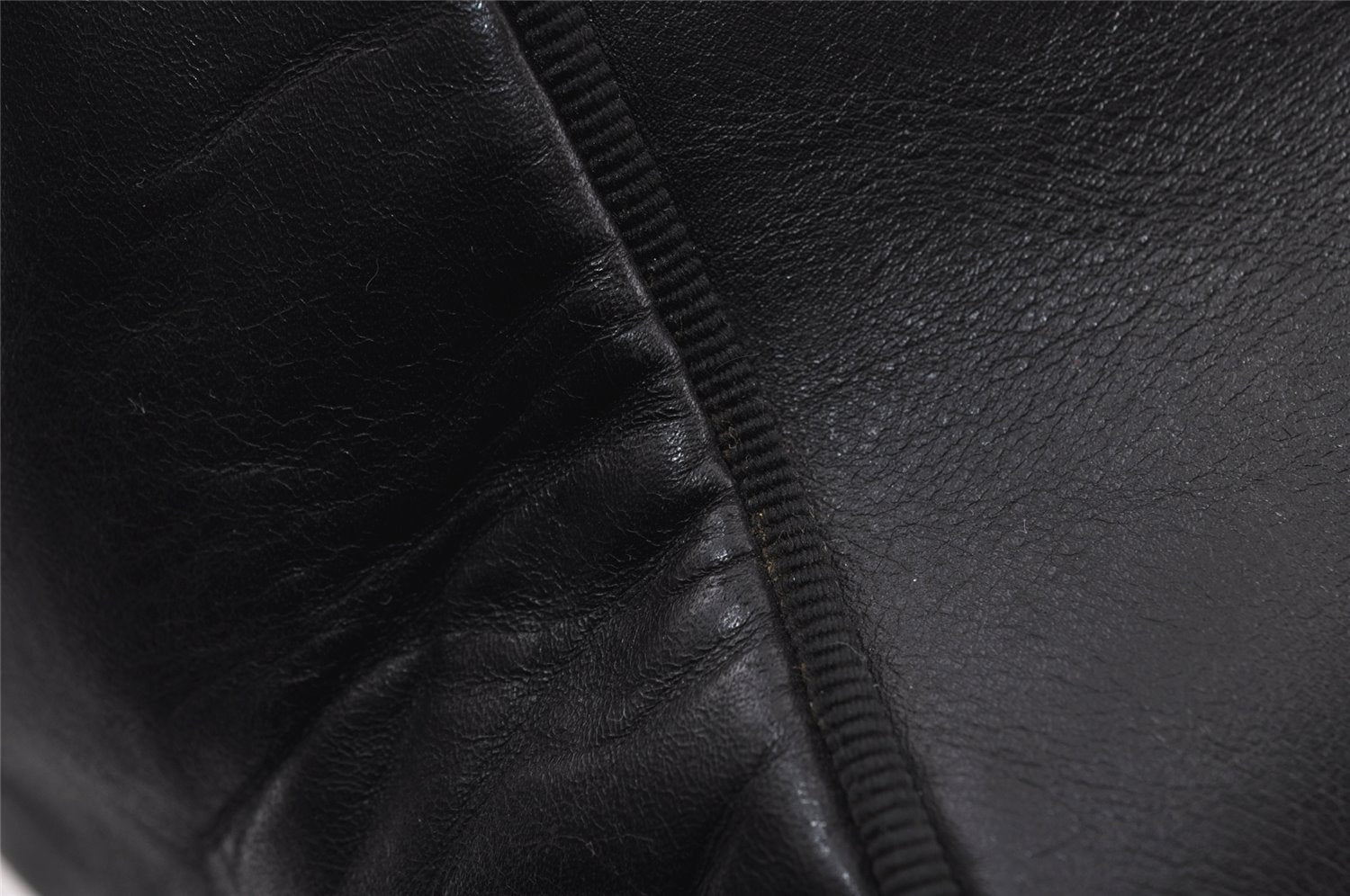 Authentic Salvatore Ferragamo Vara Shoulder Tote Bag Leather Black SF 4567I