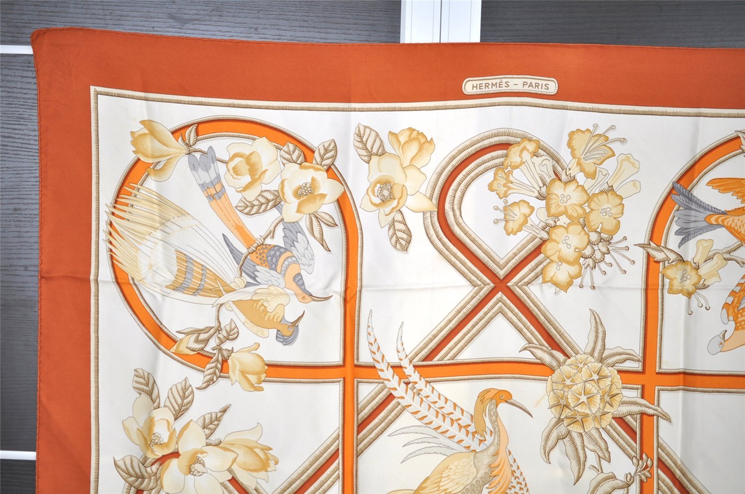 Authentic HERMES Carre 90 Scarf 