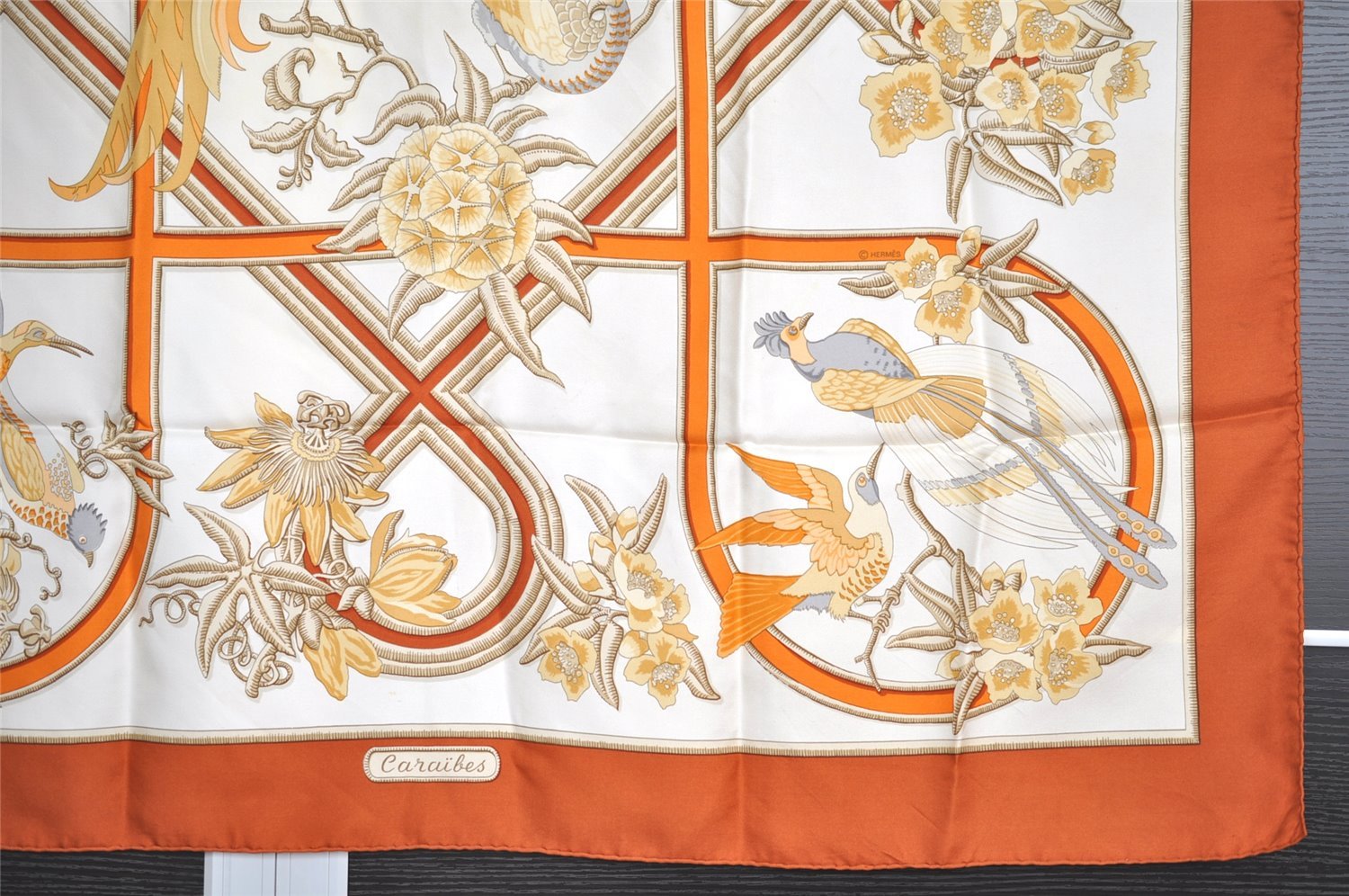 Authentic HERMES Carre 90 Scarf 