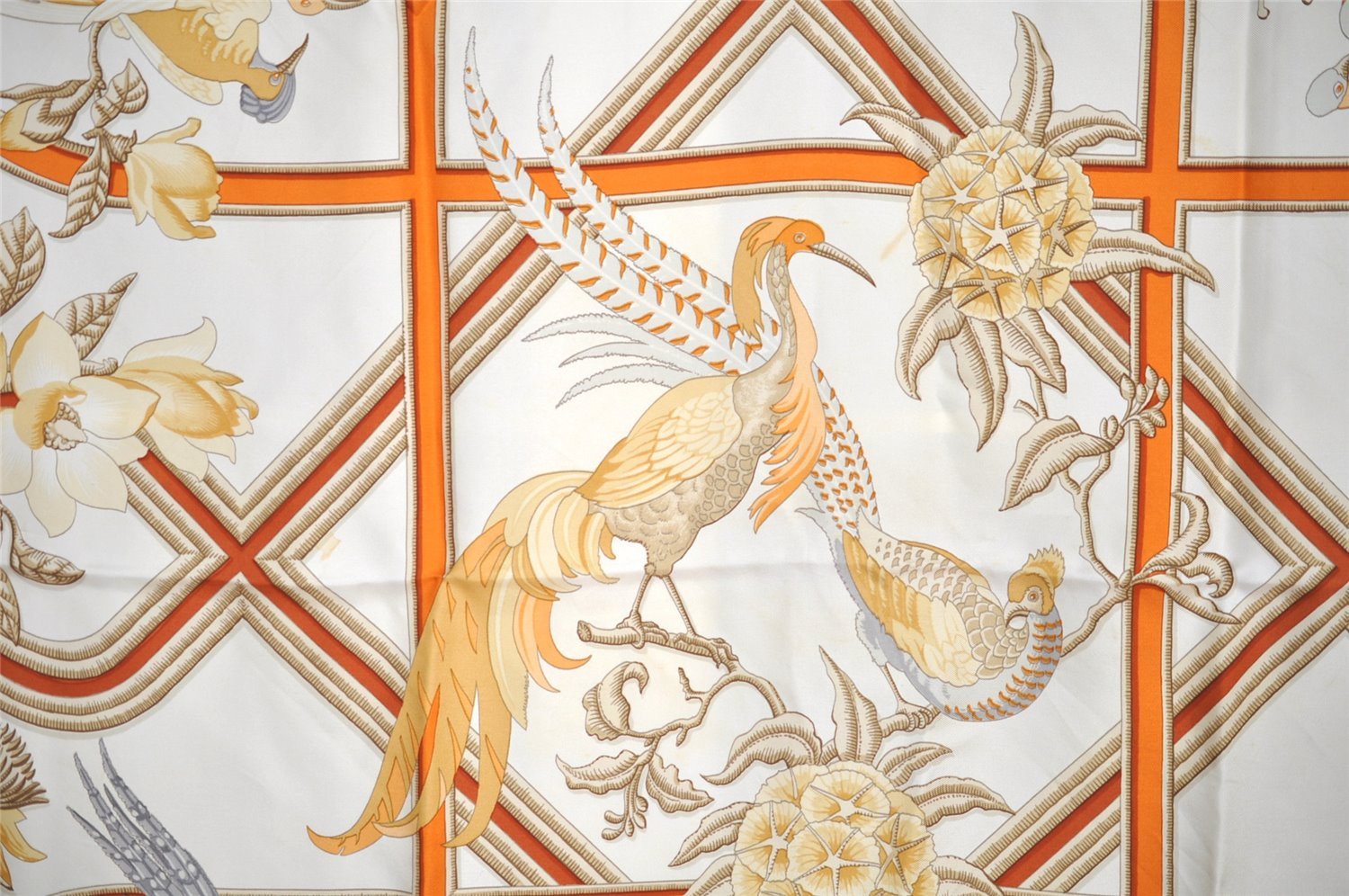 Authentic HERMES Carre 90 Scarf 