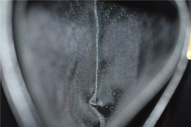 Authentic GUCCI Vintage Shoulder Cross Body Bag Purse Leather Black 4584F