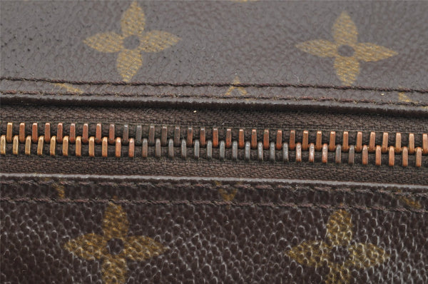 Auth Louis Vuitton Monogram Trousse Toilette 28 Clutch Hand Bag M47522 LV 4585I