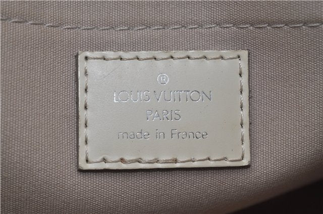 Authentic Louis Vuitton Epi Turenne PM Shoulder Bag White M5928J LV 4587F