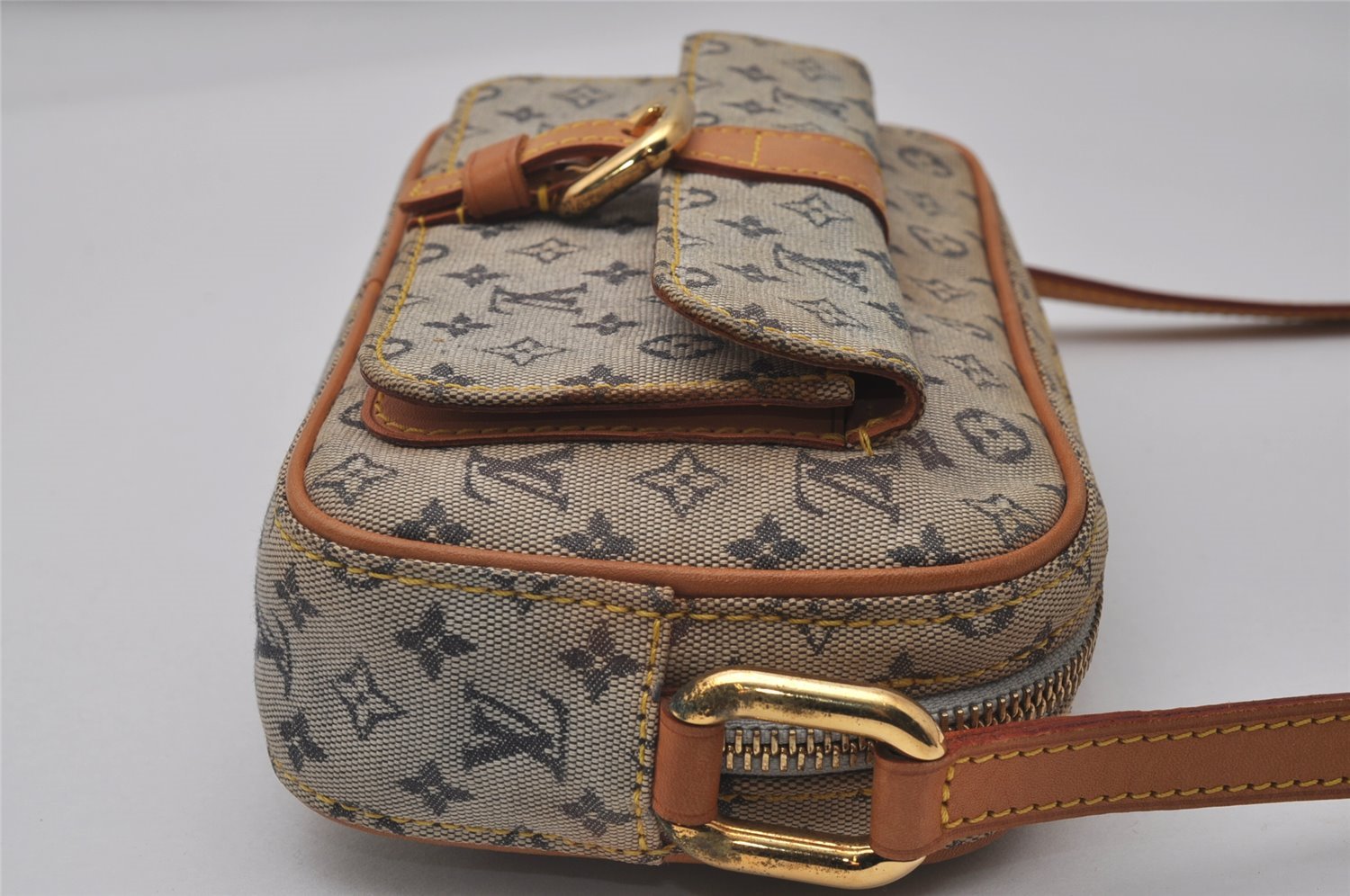 Authentic Louis Vuitton Monogram Mini Juliet MM M92004 Shoulder Cross Bag 4611I