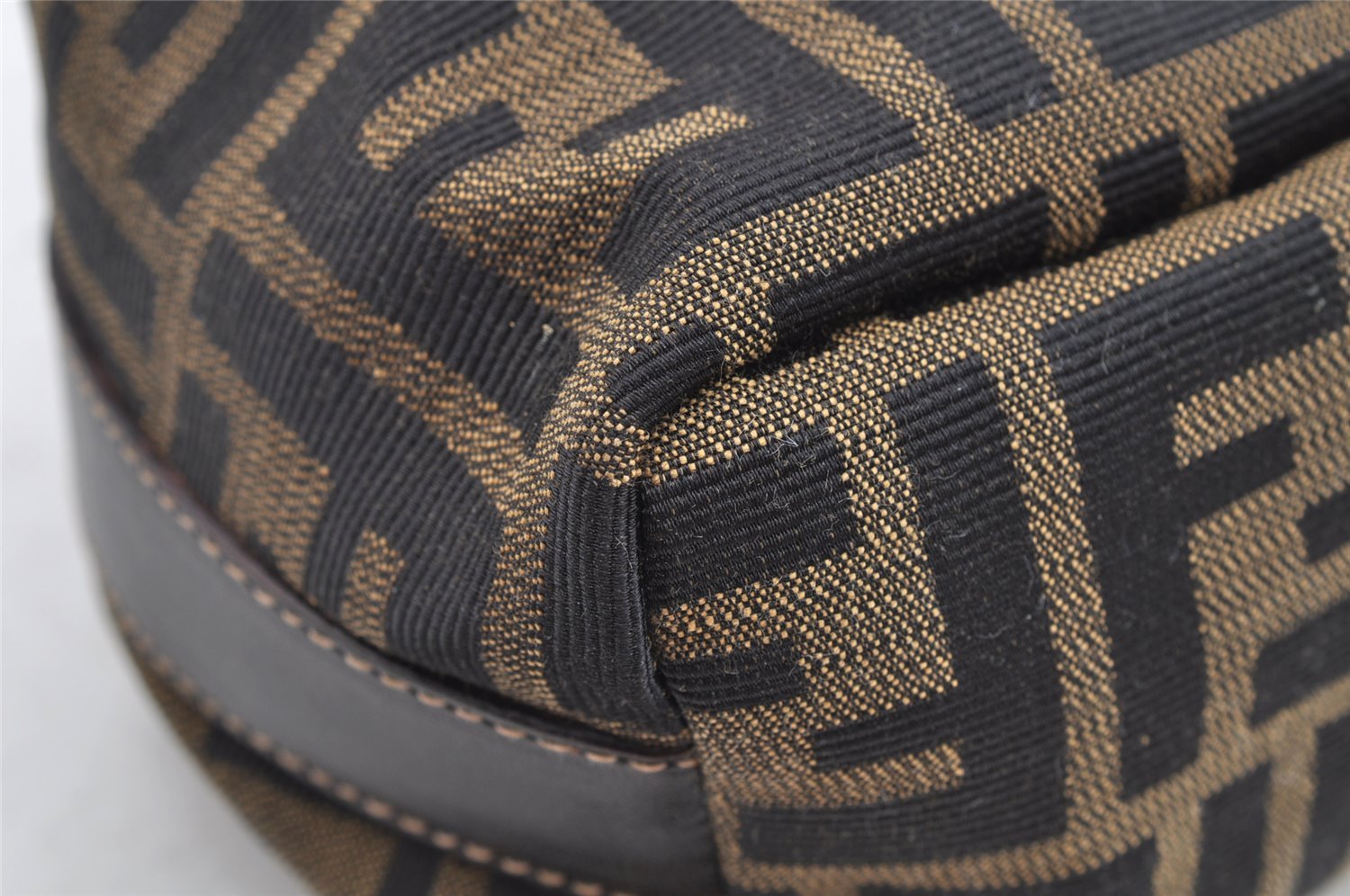 Authentic FENDI Zucca Hand Bag Pouch Purse Canvas Leather Brown Junk 4616I
