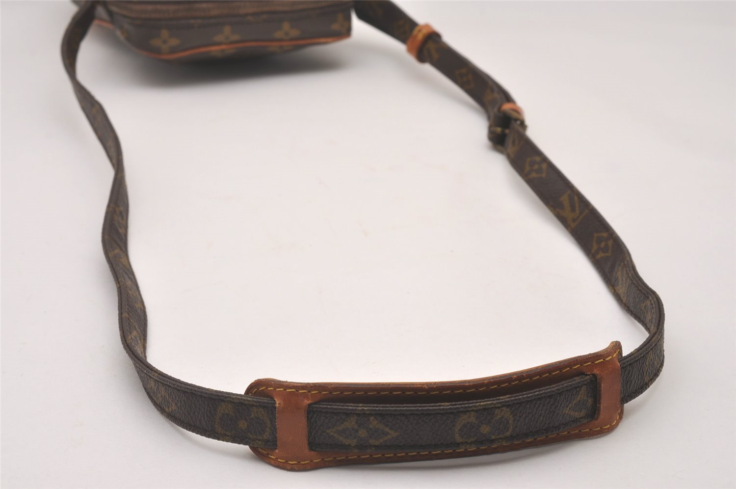 Authentic Louis Vuitton Monogram Danube Shoulder Cross Body Bag M45266 LV 4619I