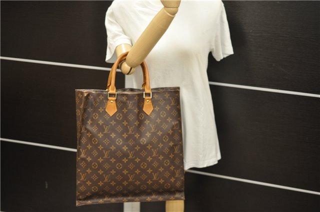 Authentic Louis Vuitton Monogram Sac Plat Hand Bag M51140 LV Junk 4636D