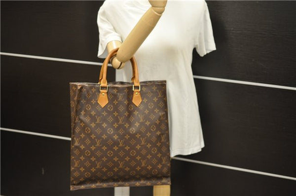 Authentic Louis Vuitton Monogram Sac Plat Hand Bag M51140 LV Junk 4636D