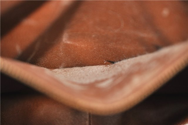 Auth Louis Vuitton Monogram Saint Cloud GM Shoulder Cross Bag M51242 LV 4645D