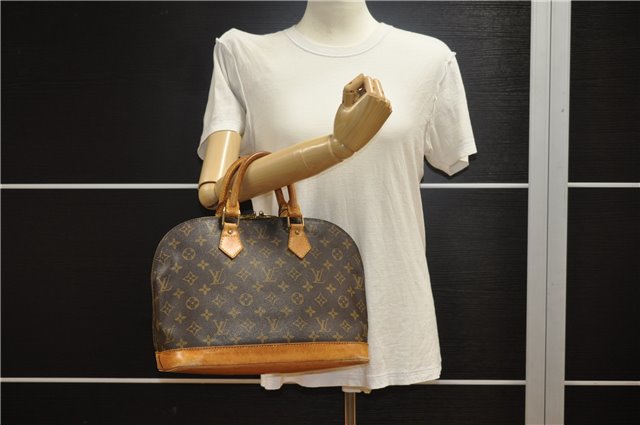 Authentic Louis Vuitton Monogram Alma Hand Bag Purse M51130 LV 4650F