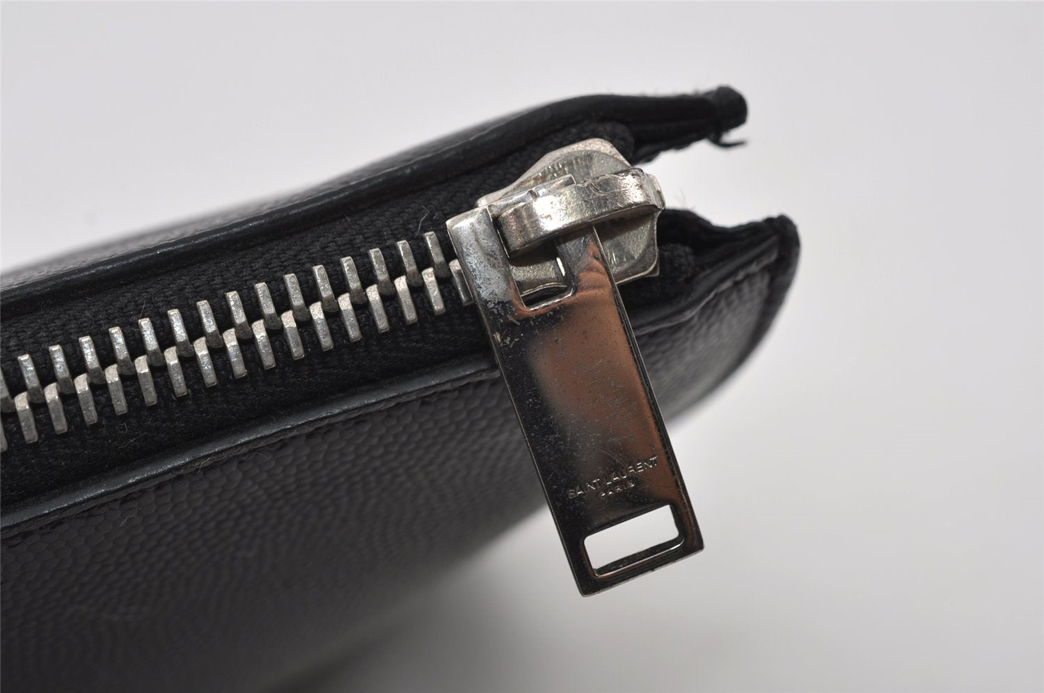 Authentic SAINT LAURENT Clutch Hand Bag Purse Leather TGR397294 Black 4650I