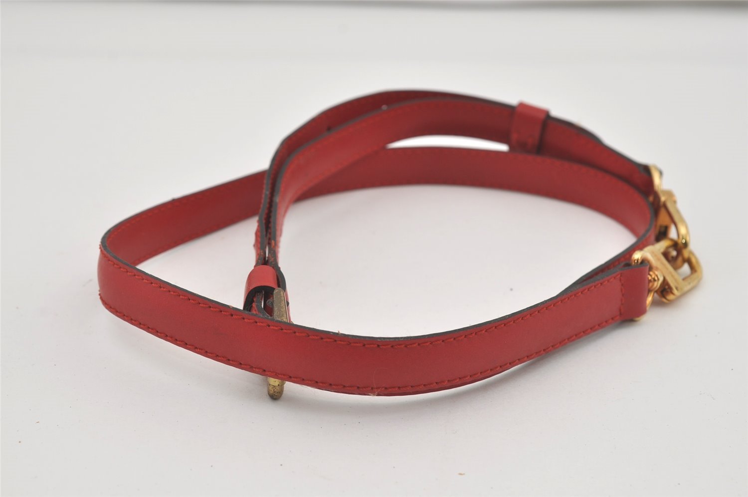 Authentic Louis Vuitton Leather Shoulder Strap Red 40.4-47.2