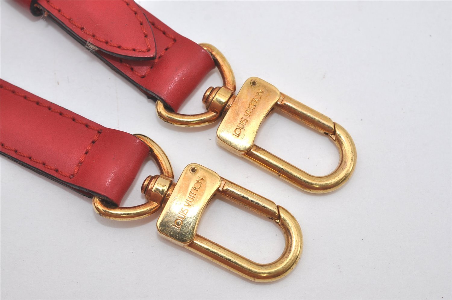 Authentic Louis Vuitton Leather Shoulder Strap Red 40.4-47.2