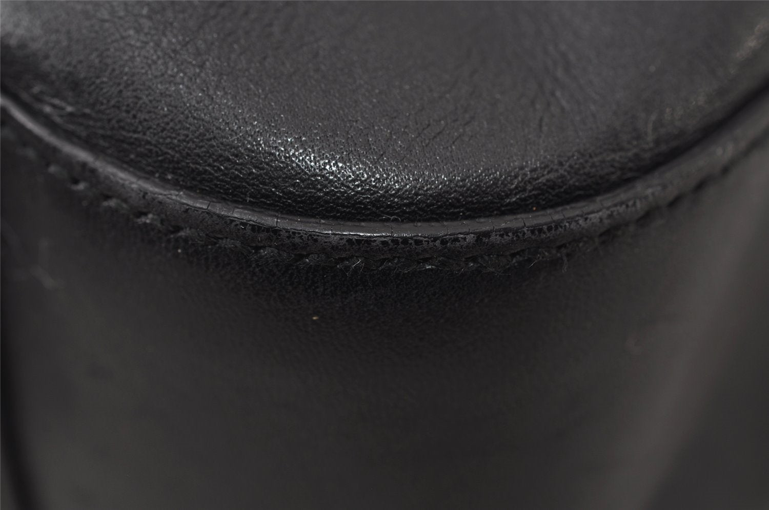 Authentic GUCCI Vintage Shoulder Bag Purse Leather 0013811 Black 4673I