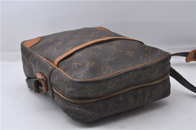 Auth Louis Vuitton Monogram Danube GM Shoulder Cross Body Bag M45262 LV 4679D