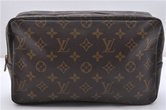 Auth Louis Vuitton Monogram Trousse Toilette 28 Clutch Hand Bag M47522 LV 4685D