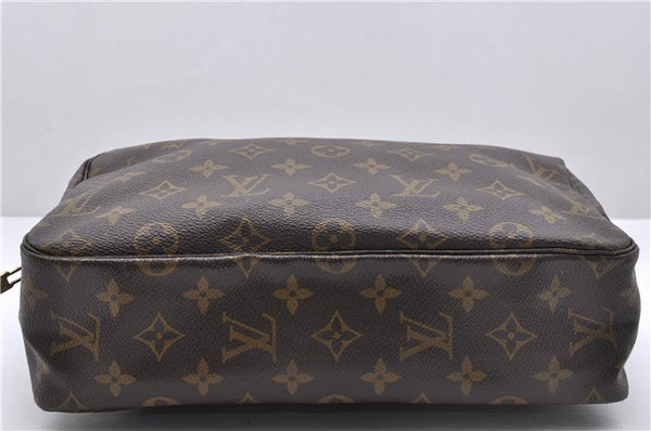 Auth Louis Vuitton Monogram Trousse Toilette 28 Clutch Hand Bag M47522 LV 4685D