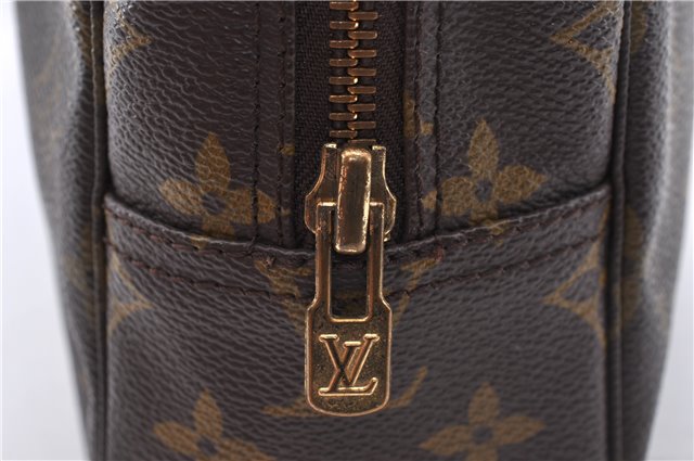 Auth Louis Vuitton Monogram Trousse Toilette 28 Clutch Hand Bag M47522 LV 4685D