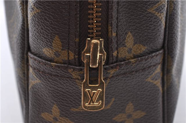 Auth Louis Vuitton Monogram Trousse Toilette 28 Clutch Hand Bag M47522 LV 4685D