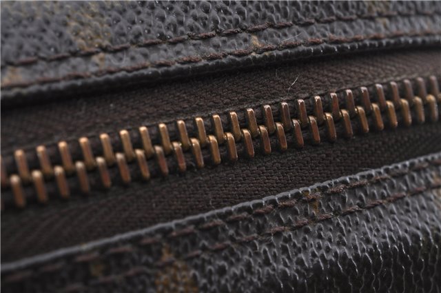 Auth Louis Vuitton Monogram Trousse Toilette 28 Clutch Hand Bag M47522 LV 4687D