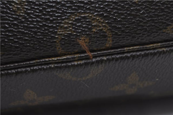 Auth Louis Vuitton Monogram Trousse Toilette 28 Clutch Hand Bag M47522 LV 4687D