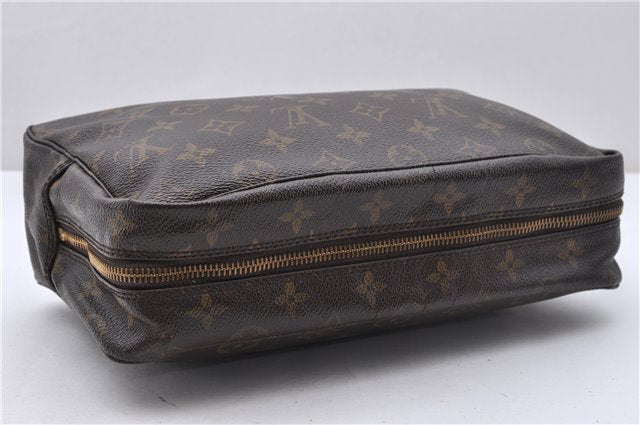 Auth Louis Vuitton Monogram Trousse Toilette 28 Clutch Hand Bag M47522 LV 4689D