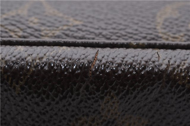 Auth Louis Vuitton Monogram Trousse Toilette 28 Clutch Hand Bag M47522 LV 4689D