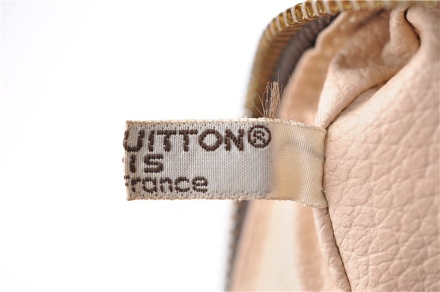 Auth Louis Vuitton Monogram Trousse Toilette 28 Clutch Hand Bag M47522 LV 4689D