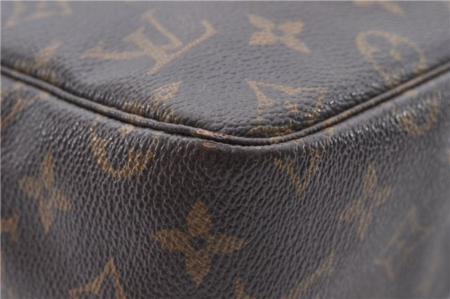 Auth Louis Vuitton Monogram Trousse Toilette 28 Clutch Hand Bag M47522 LV 4692D