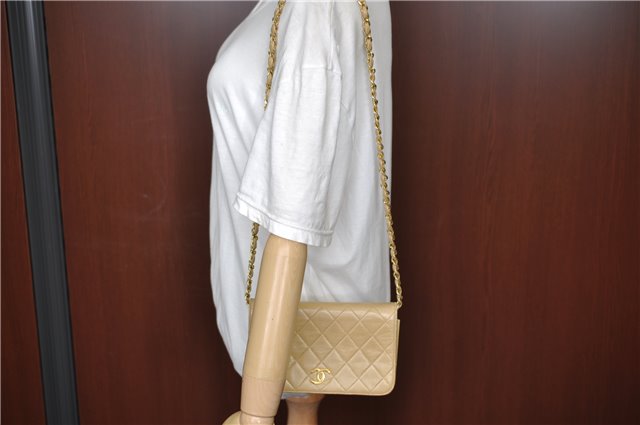 Authentic CHANEL Lamb Skin Matelasse Chain Shoulder Cross Bag Beige Junk 4693C