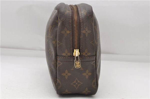 Auth Louis Vuitton Monogram Trousse Toilette 28 Clutch Hand Bag M47522 LV 4695D